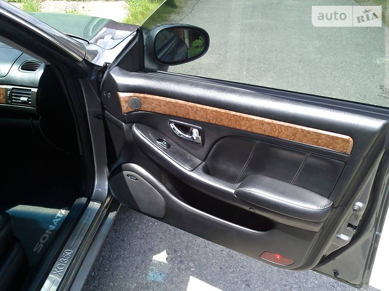 Седан Hyundai XG 2003 в Чернівцях