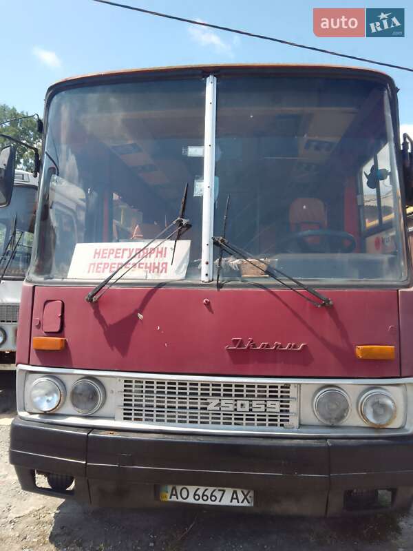 Туристический / Междугородний автобус Ikarus 200 1984 в Мукачево