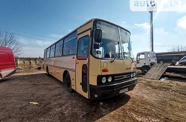 Туристичний / Міжміський автобус Ikarus 255 1988 в Тернополі Туристичний / Міжміський автобус Ikarus 255 1988 в Тернополі