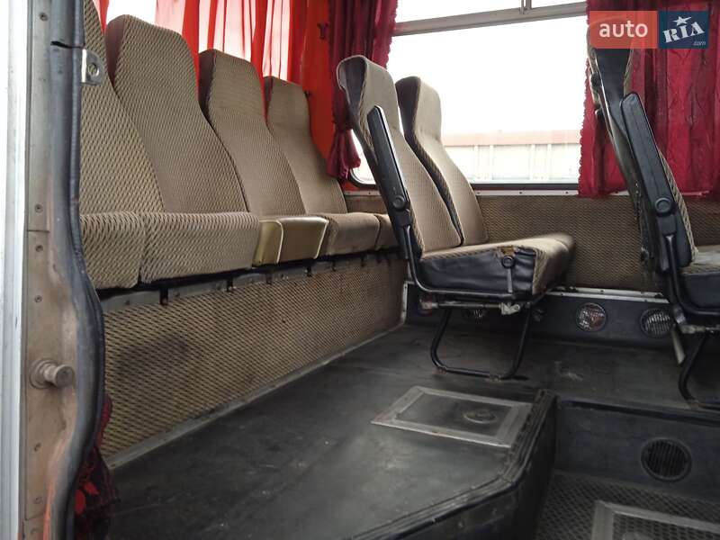 Туристический / Междугородний автобус Ikarus 256 1989 в Львове фото 3 Туристический / Междугородний автобус Ikarus 256 1989 в Львове