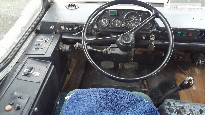 Пригородный автобус Ikarus 543 1991 в Кременчуге