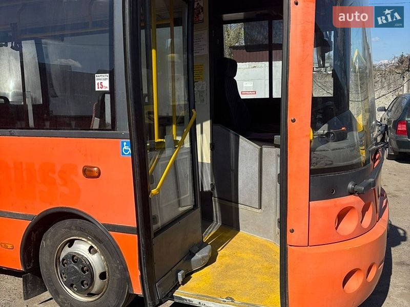 Міський автобус Ikarus E-91 2002 в Борисполі