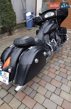 Мотоцикл Круизер Indian Chieftain 2016 в Ужгороде