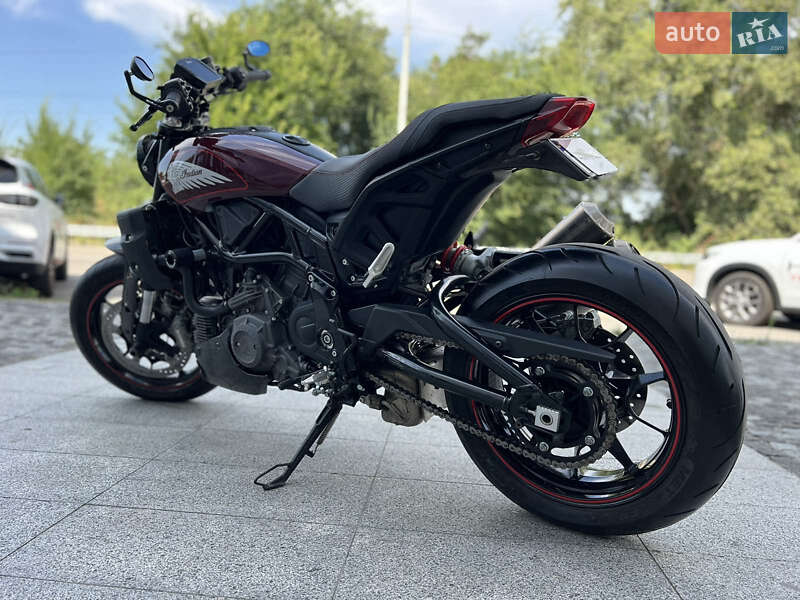 Скремблер Indian FTR 1200 2022 в 