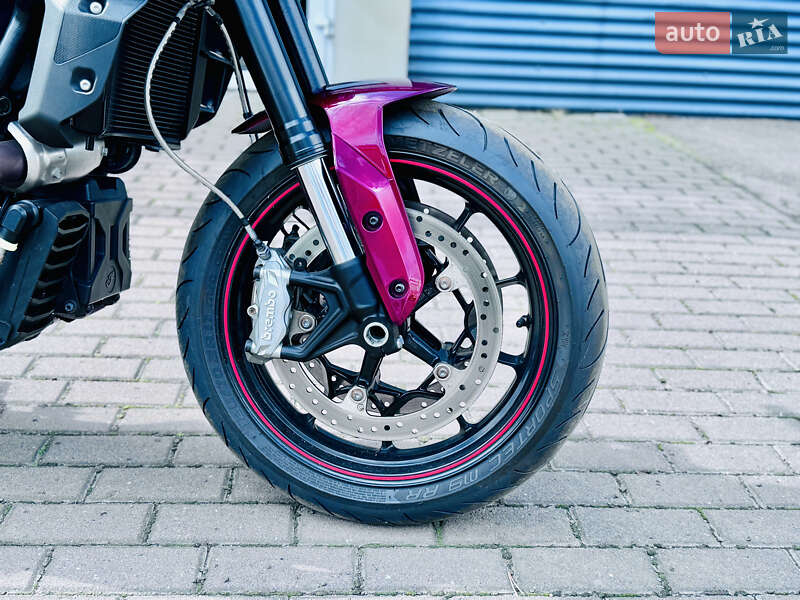 Мотоцикл Без обтекателей (Naked bike) Indian FTR 1200 2022 в Киеве фото 11 Мотоцикл Без обтекателей (Naked bike) Indian FTR 1200 2022 в Киеве