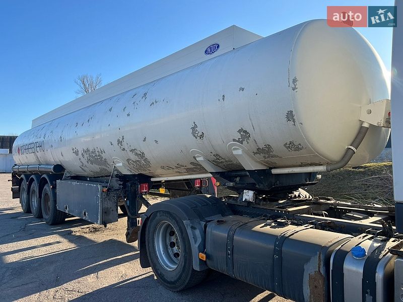 Цистерна напівпричіп Indox C438 2009 в Кривому Розі фото Цистерна напівпричіп Indox C438 2009 в Кривому Розі