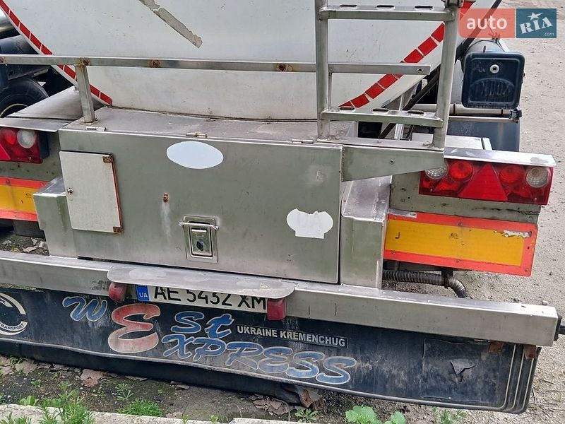 Цистерна полуприцеп Indox SC-3 2002 в Днепре