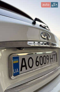 Внедорожник / Кроссовер Infiniti EX 25 2012 в 