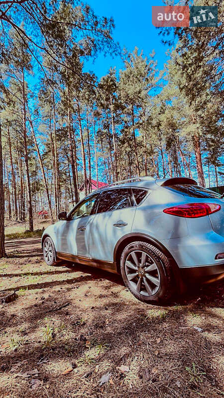 Позашляховик / Кросовер Infiniti EX 25 2011 в Києві