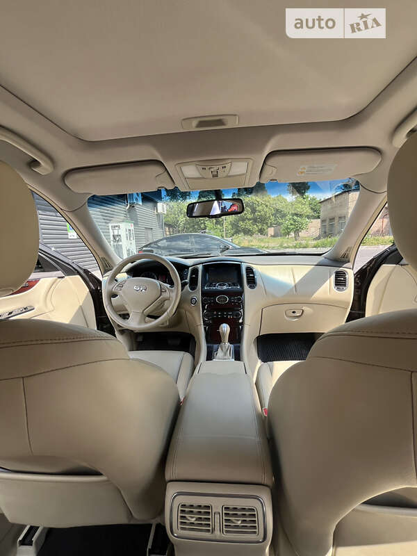 Внедорожник / Кроссовер Infiniti EX 35 2008 в Кривом Роге фото 18 Внедорожник / Кроссовер Infiniti EX 35 2008 в Кривом Роге