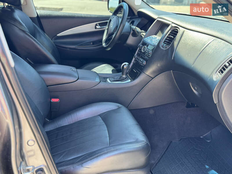 Позашляховик / Кросовер Infiniti EX 35 2011 в Тульчині