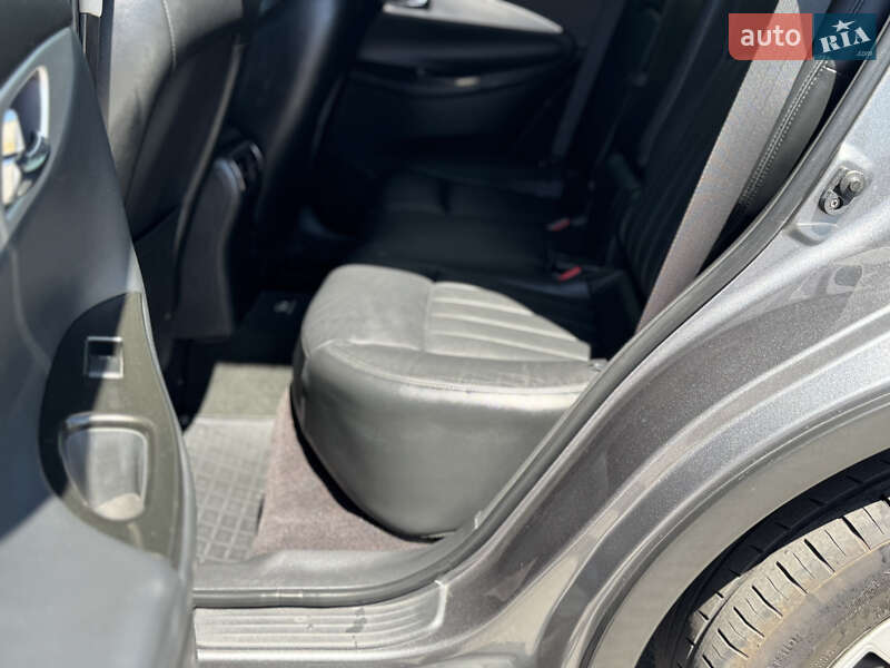 Позашляховик / Кросовер Infiniti EX 35 2011 в Тульчині