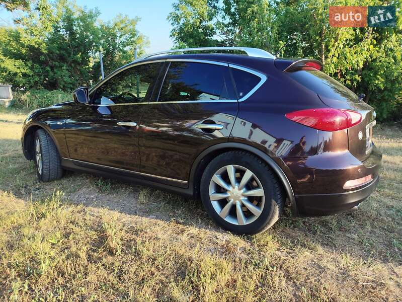 Внедорожник / Кроссовер Infiniti EX 35 2008 в Лубнах фото 9 Внедорожник / Кроссовер Infiniti EX 35 2008 в Лубнах