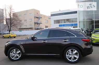 Внедорожник / Кроссовер Infiniti FX 30 2013 в Киеве