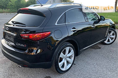 Внедорожник / Кроссовер Infiniti FX 30 2012 в Тернополе