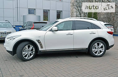 Позашляховик / Кросовер Infiniti FX 30 2012 в 