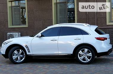 Внедорожник / Кроссовер Infiniti FX 30 2011 в Одессе