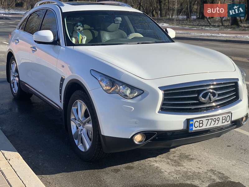 Позашляховик / Кросовер Infiniti FX 30 2012 в Чернігові