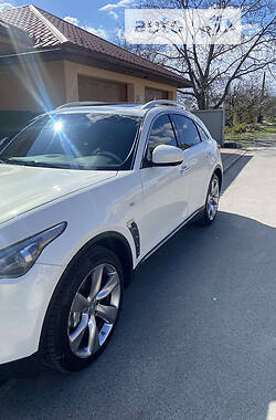 Позашляховик / Кросовер Infiniti FX 30 2011 в Ужгороді