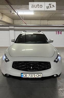 Позашляховик / Кросовер Infiniti FX 30 2011 в Чернівцях