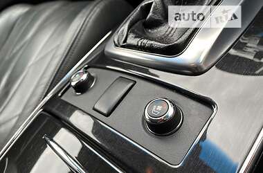 Внедорожник / Кроссовер Infiniti FX 30 2011 в 