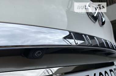 Внедорожник / Кроссовер Infiniti FX 30 2011 в 