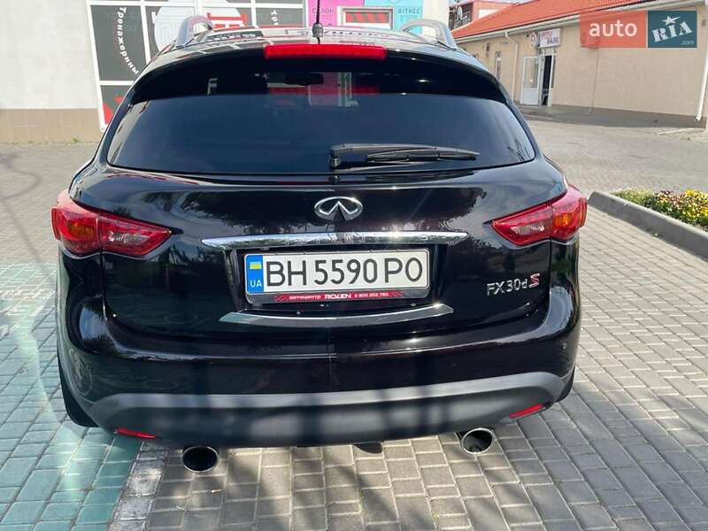 Внедорожник / Кроссовер Infiniti FX 30 2011 в Одессе