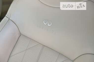 Внедорожник / Кроссовер Infiniti FX 30 2013 в Киеве