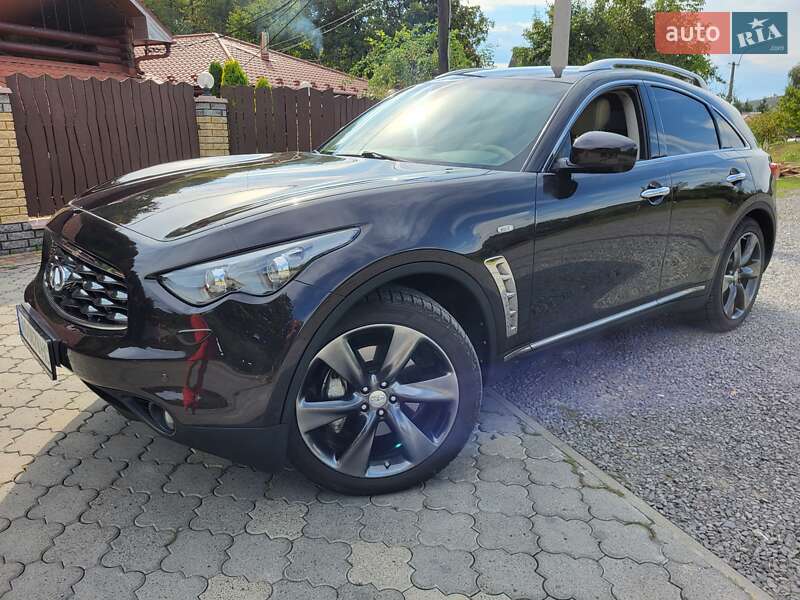 Внедорожник / Кроссовер Infiniti FX 30 2010 в Мукачево