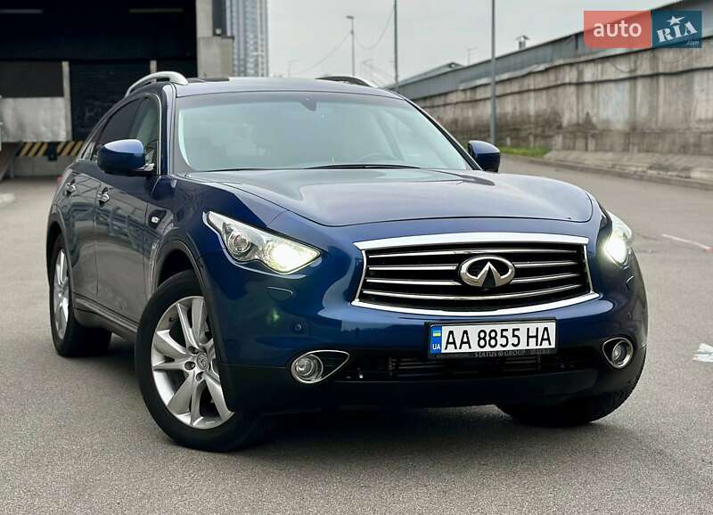 Позашляховик / Кросовер Infiniti FX 30 2012 в Києві