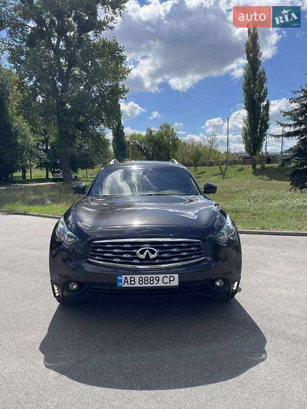 Позашляховик / Кросовер Infiniti FX 30 2011 в Харкові