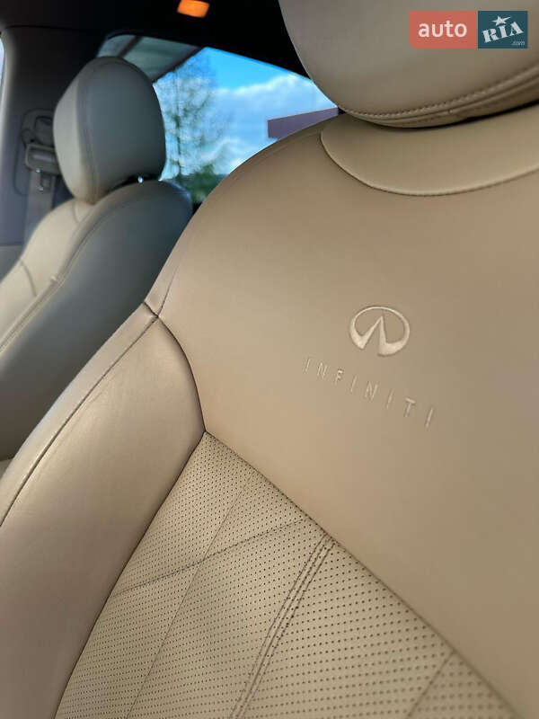 Внедорожник / Кроссовер Infiniti FX 30 2012 в Мукачево