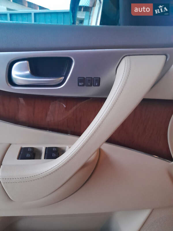 Внедорожник / Кроссовер Infiniti FX 30 2012 в Мукачево