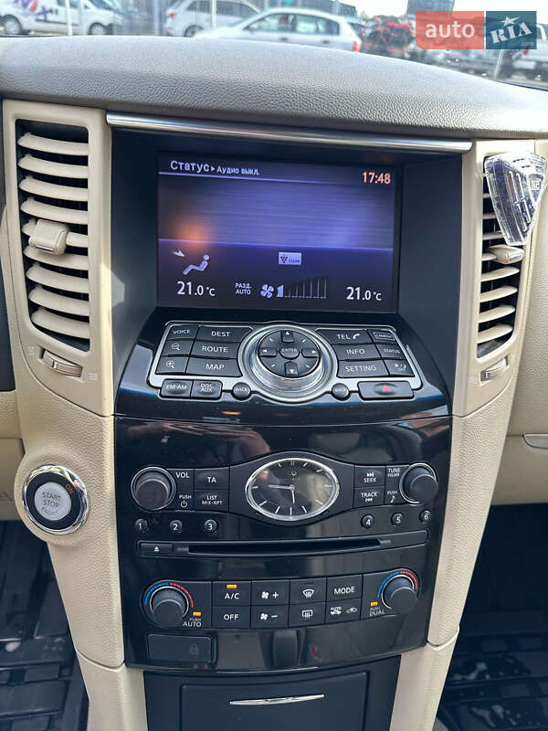 Внедорожник / Кроссовер Infiniti FX 30 2012 в Мукачево