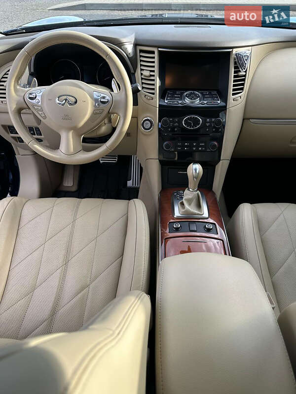 Внедорожник / Кроссовер Infiniti FX 30 2012 в Мукачево