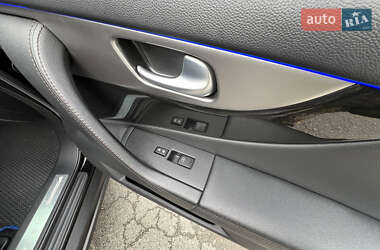 Внедорожник / Кроссовер Infiniti FX 30 2012 в 