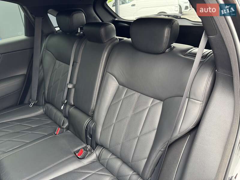 Внедорожник / Кроссовер Infiniti FX 30 2011 в Ровно фото 28 Внедорожник / Кроссовер Infiniti FX 30 2011 в Ровно