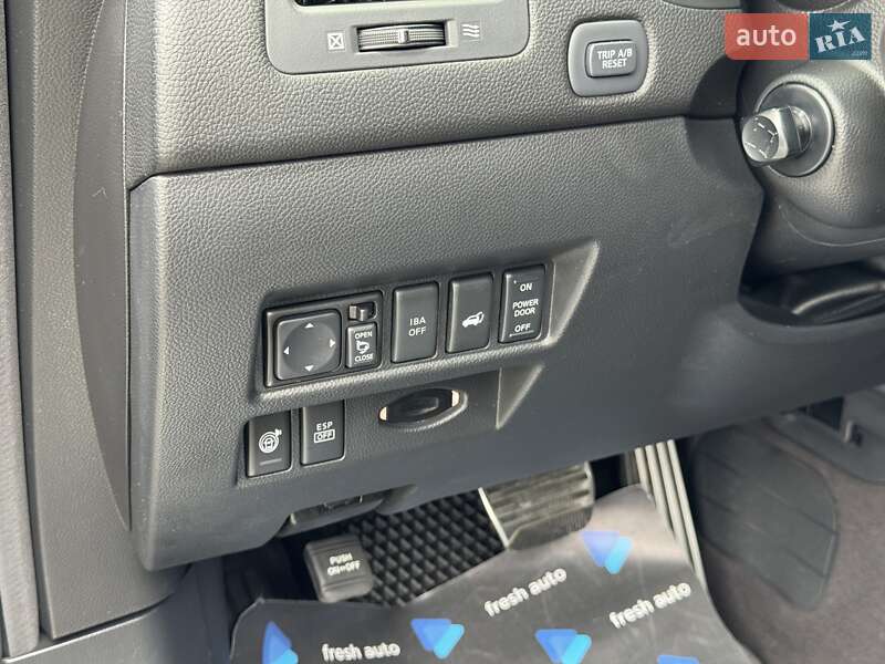 Внедорожник / Кроссовер Infiniti FX 30 2011 в Ровно фото 17 Внедорожник / Кроссовер Infiniti FX 30 2011 в Ровно