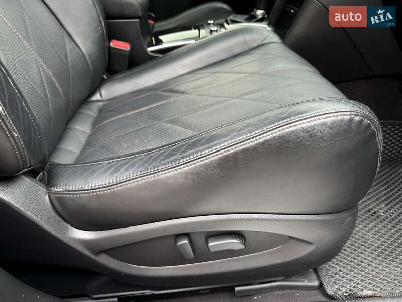 Внедорожник / Кроссовер Infiniti FX 30 2012 в Виннице