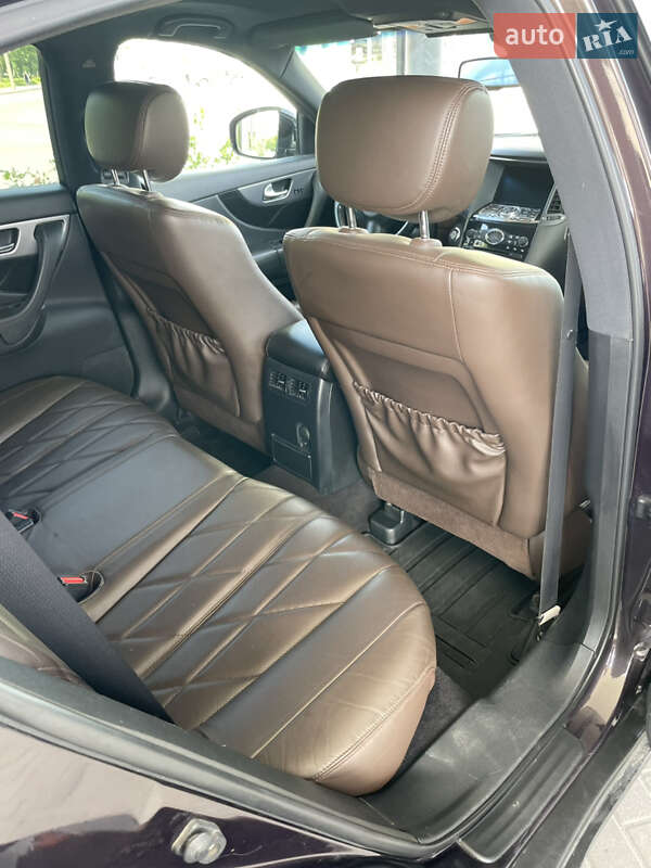 Внедорожник / Кроссовер Infiniti FX 30 2011 в Днепре