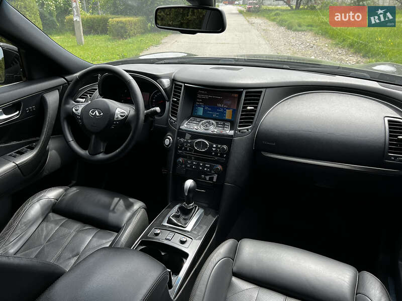 Позашляховик / Кросовер Infiniti FX 30 2010 в Дніпрі