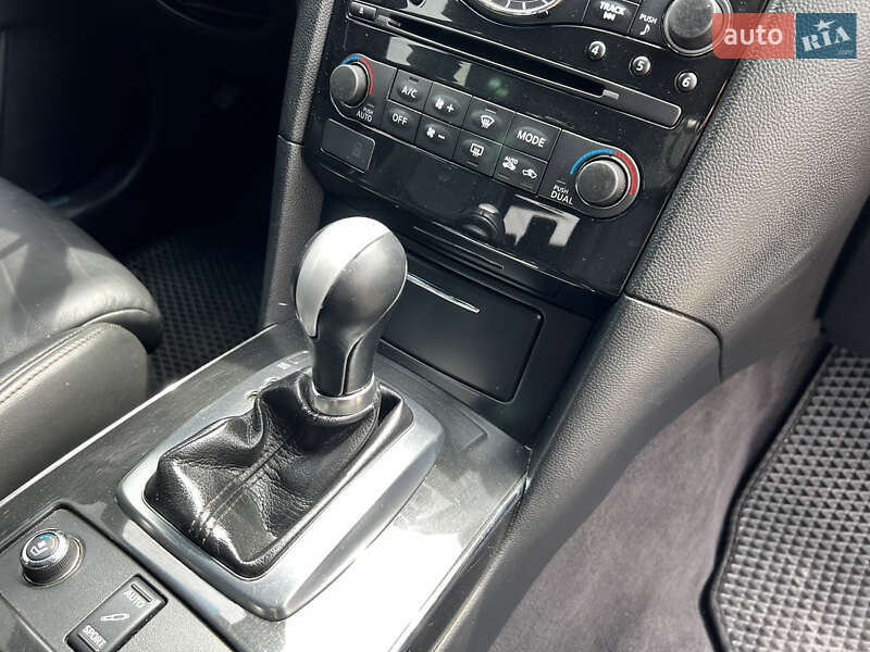 Позашляховик / Кросовер Infiniti FX 30 2010 в Дніпрі