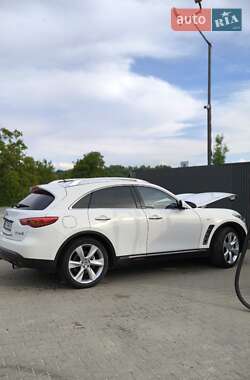 Внедорожник / Кроссовер Infiniti FX 30 2010 в 