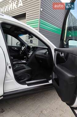 Внедорожник / Кроссовер Infiniti FX 30 2010 в 