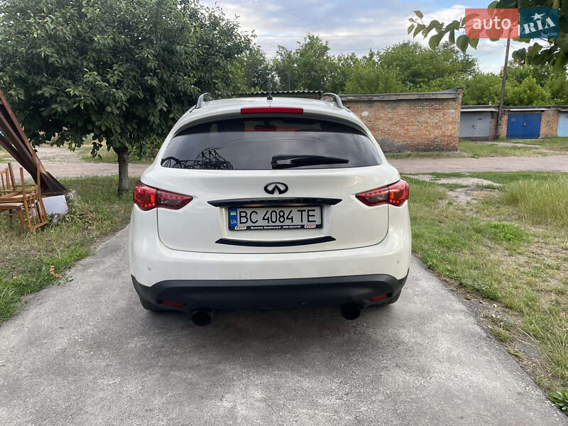 Позашляховик / Кросовер Infiniti FX 30 2012 в Олександрії