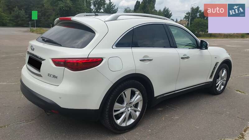 Позашляховик / Кросовер Infiniti FX 30 2012 в Києві