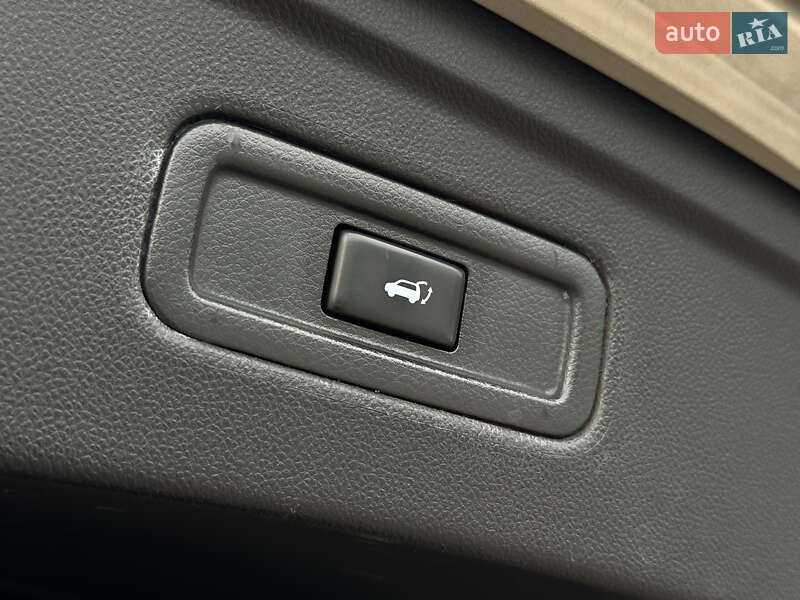 Позашляховик / Кросовер Infiniti FX 30 2012 в Харкові