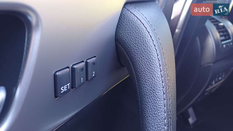 Внедорожник / Кроссовер Infiniti FX 30 2011 в Дрогобыче