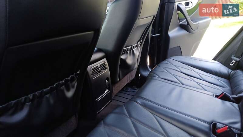 Внедорожник / Кроссовер Infiniti FX 30 2011 в Дрогобыче