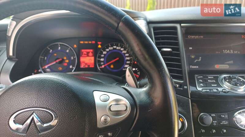 Внедорожник / Кроссовер Infiniti FX 30 2011 в Дрогобыче